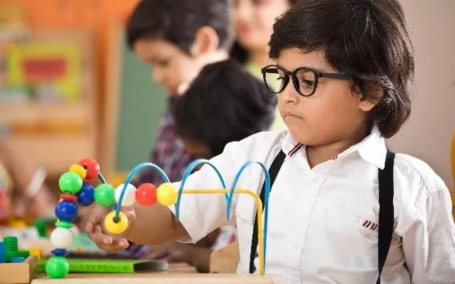 From Nap Time to Nurturing: What Quality Daycare Centers Near You Offer